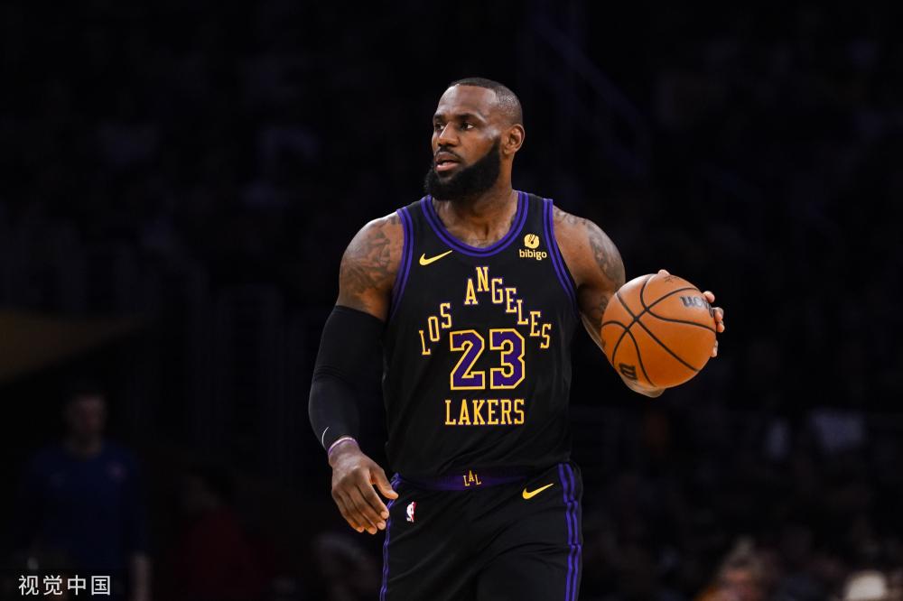 萨的比赛足 萨的比赛足