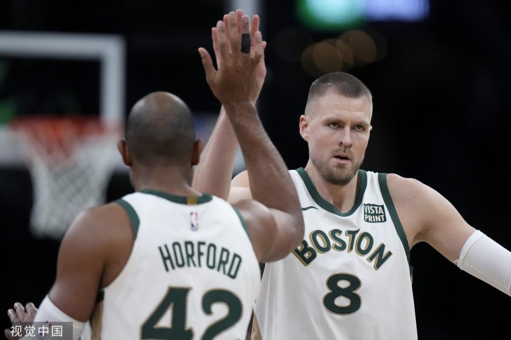 途遭遇挫折 途遭遇挫折