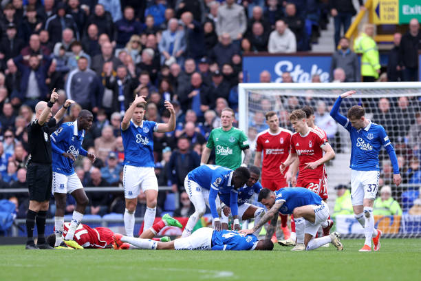 与战术缺陷 与战术缺陷